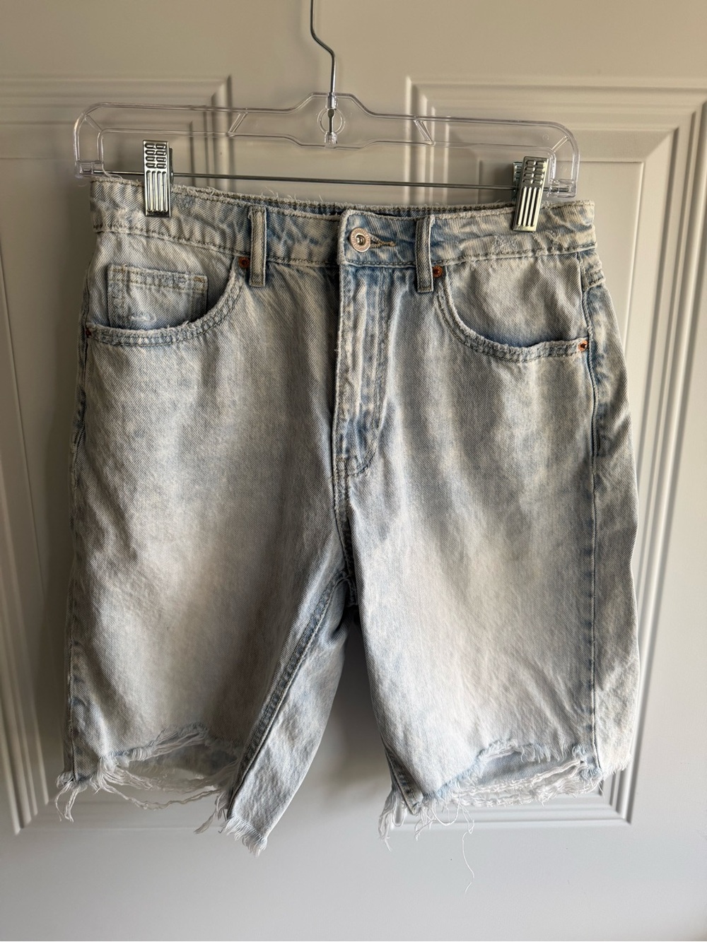 Vero Moda Washed Light Blue Denim Cutoff Shorts